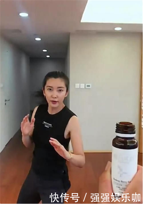 有一种“瓶盖挑战”叫冯提莫,却被官方警告,网友:玩砸了吧! 有一种“瓶盖挑战”叫冯提莫,却被官方警告,网友:玩砸了吧!