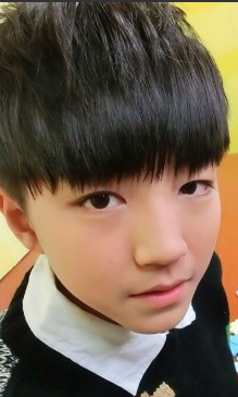 <em>王俊凯</em>的<em>发型</em>名叫什么