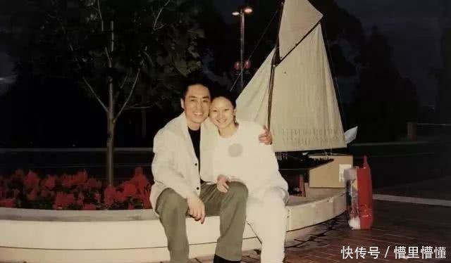 张艺谋几个孩子 t0178e1fd345ca07f71.jpg