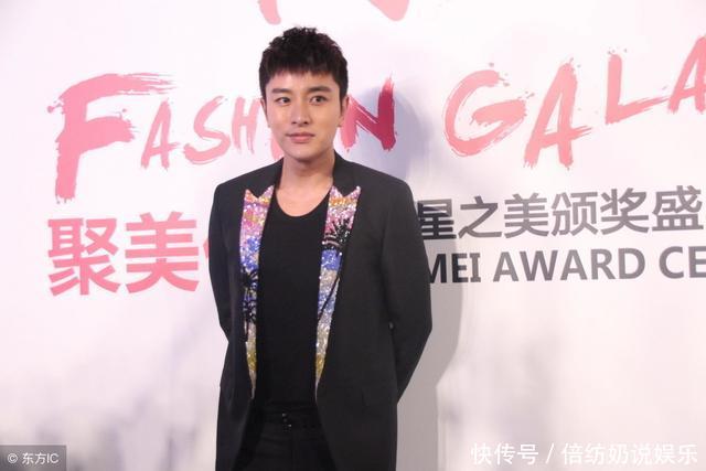 贾乃亮甜馨元旦外出被偶遇,李小璐不在甜馨表