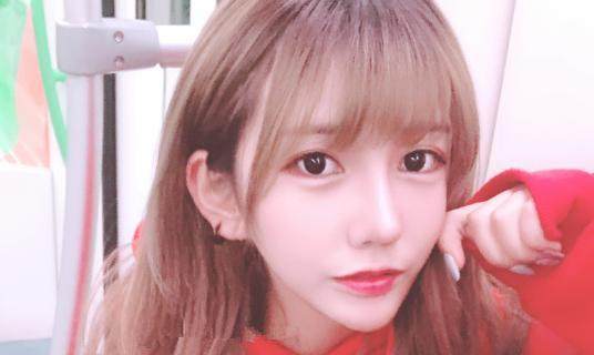 《变形记》里富二代女生整容, 易虎臣开公司, 他