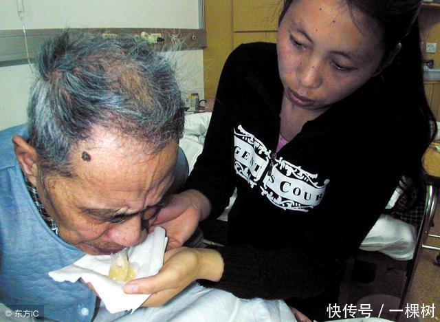 黄痰的救星来了,让你避免咳痰的尴尬,一口下去