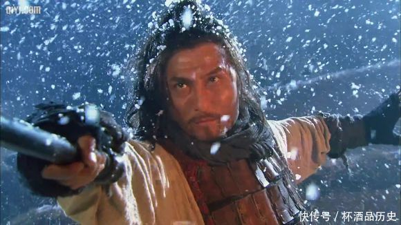 梁山十大巨人排行榜:他执中军帅旗之位,使敌军不敢上前