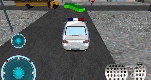 >超级3d警车停车  《超级3d警车停车 ultra 3d police car parking》