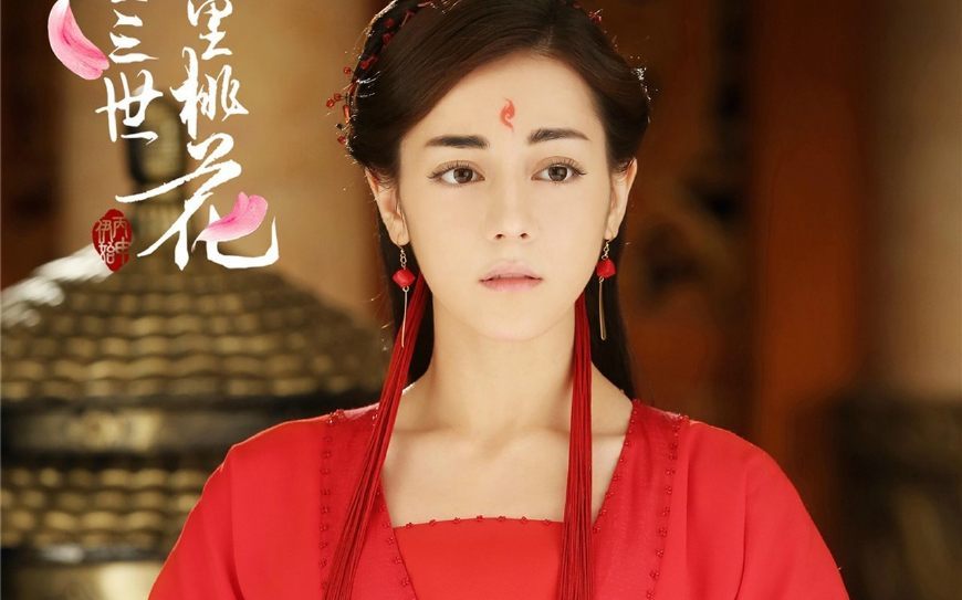 迪丽热巴粉丝破四千万,但她老板杨幂是她两倍