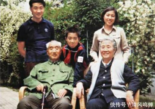 他本身是开国将军,更厉害的是空前的亲家团包