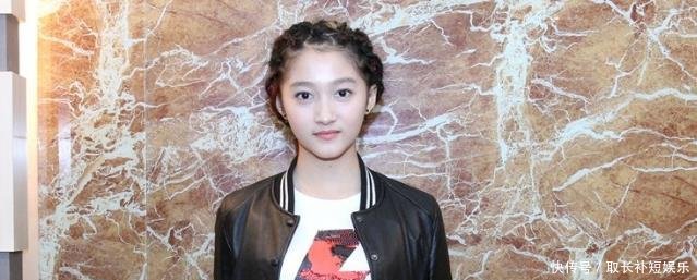 关晓彤自爆童年照片,获网友狂赞,鹿晗出现在试