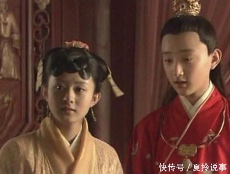 皮肤太白遭导演嫌弃,杨幂赵丽颖曾给她做配,如