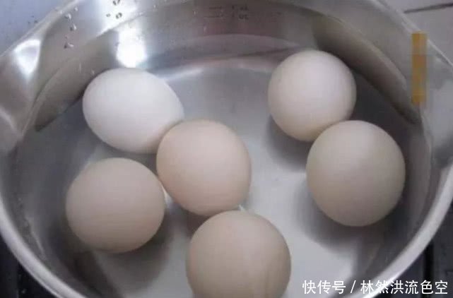 鸡蛋店老板教你煮苹果的三个技巧,早餐又嫩又教程听筒鸡蛋6换图片