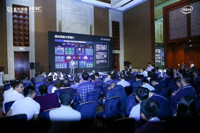 t017fbda9c122916110.jpg?size=640x427