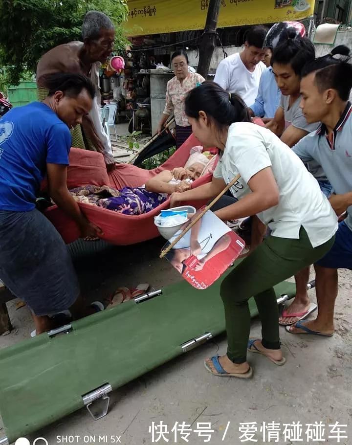 良心何在瓦城不孝子狠心将84岁老母弃在路边