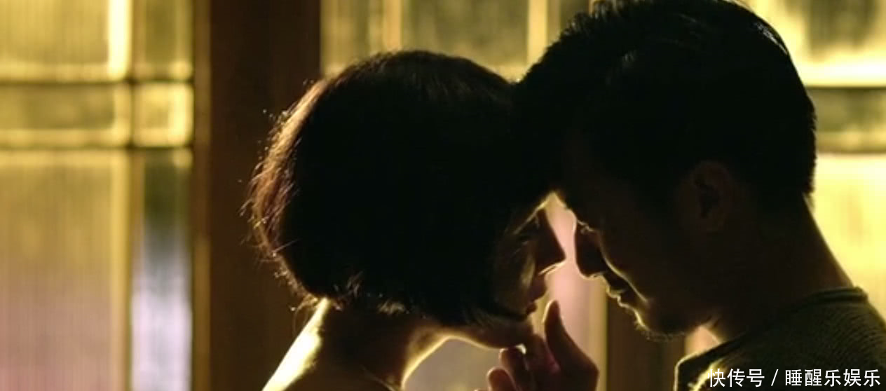 杨幂《消失的子弹》真空疗伤高清大图,谢霆锋