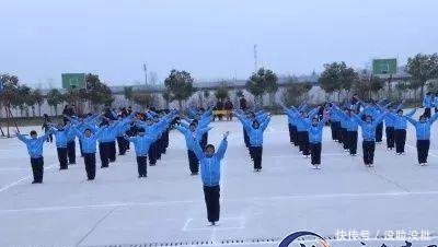 兴平桑镇二中举办2018年校园文体艺术节暨庆