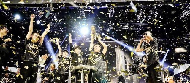 从UZI带领RNG夺冠 看电竞老将的意义