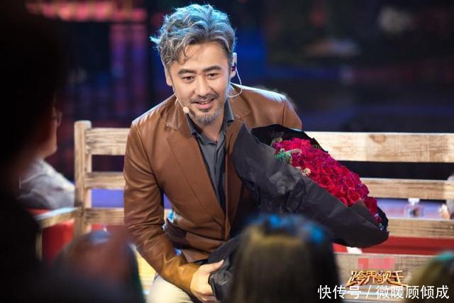 吴秀波唱哭刘恺威、谭维维,却被网友弹幕淹没