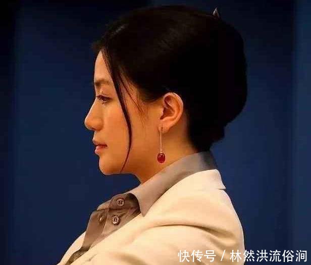 中国最美女富豪,身价过亿,马云曾多次请她,开千