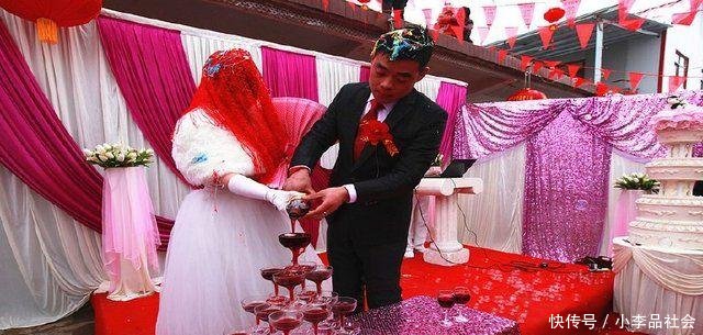 农村男子娶58岁大妈,新郎全程生无可恋,好友看