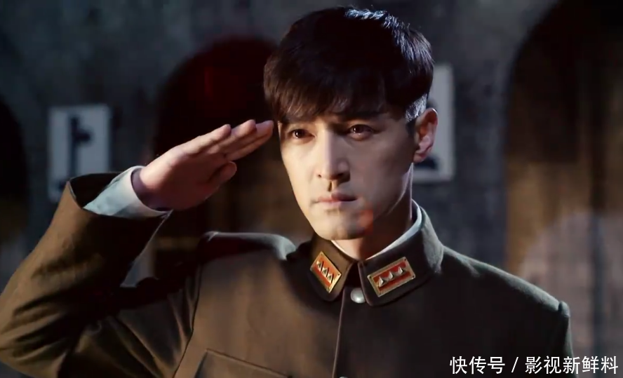 他涅磐重生的励志典范,与杨幂搭戏爆红,曾恋江