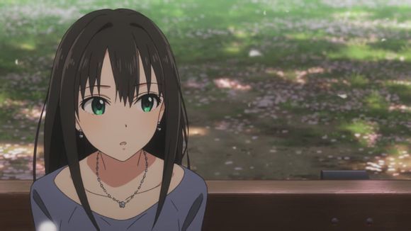 求问这个姑娘叫什么名字?