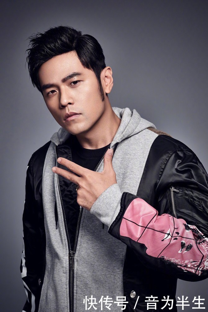 周杰伦2018年最新单曲《等你下课》今晚上线