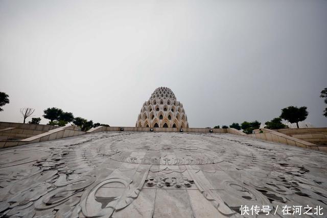 菩提岛 菩提树下 海风拂面 任天地在胸中激荡