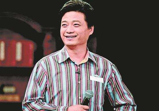 黄毅清对撕崔永元,白吃白住还要求把房产过户