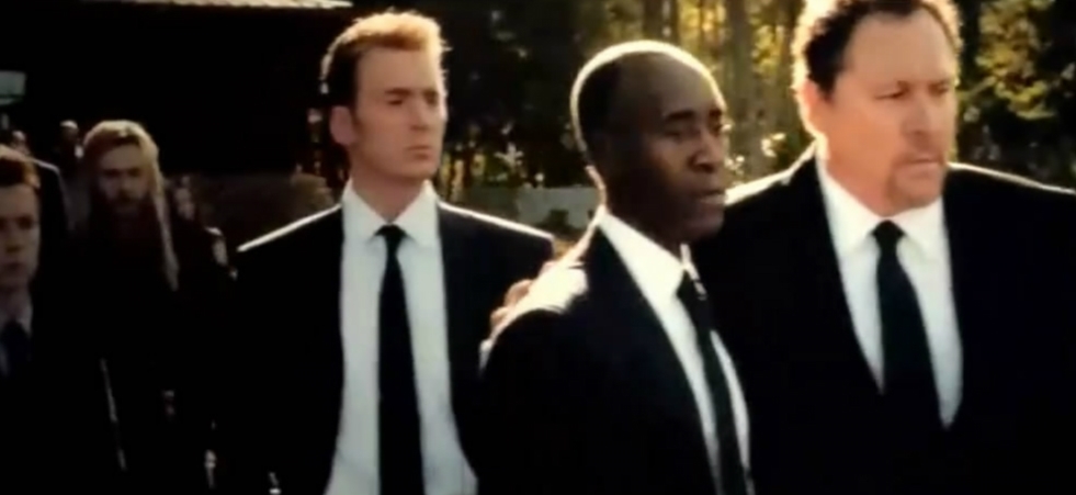 复联四:钢铁侠葬礼现身新面孔,第二代钢铁侠人