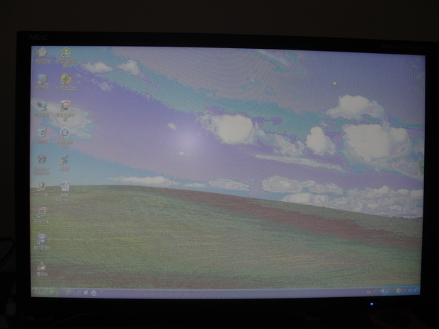 显示器颜色模糊_电脑显示屏显示模糊_液晶显示器显示模糊