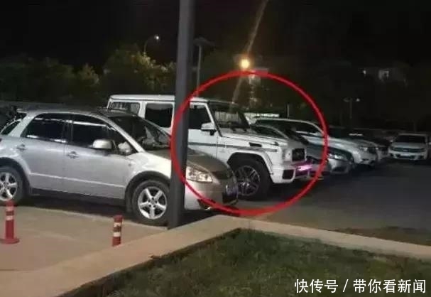 乔欣住3亿别墅,房价停200辆车,这样的顶级白别墅区天长市车库图片
