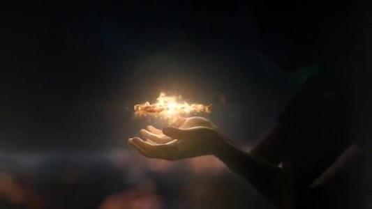 《升级》,很可能是今年最好看的科幻片,结尾令