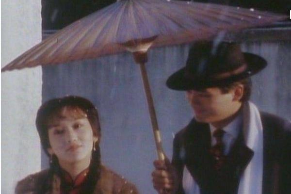《上海滩》翻拍,黄晓明一个打伞的动作,就能看