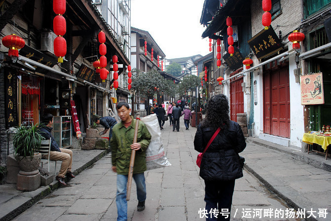 单身狗快乐山城行之三:走,随我去重庆磁器口古