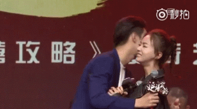 他曾因拒绝女演员挽胳膊被骂，现因入戏太深退出剧组...