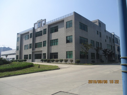 屋顶加光伏板结构安全性鉴定(屋顶光伏板安装的法规标准查询) 钢结构钢结构停车场设计 第1张 屋顶加光伏板结构安全性鉴定(屋顶光伏板安装的法规标准查询) 钢结构钢结构停车场设计 第1张