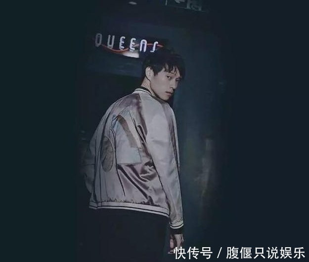 王俊凯的背影照、蔡徐坤的背影照、而我最喜欢