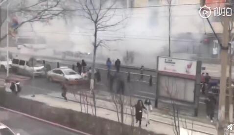 长春红旗街万达爆炸现场图 消防:正在处理