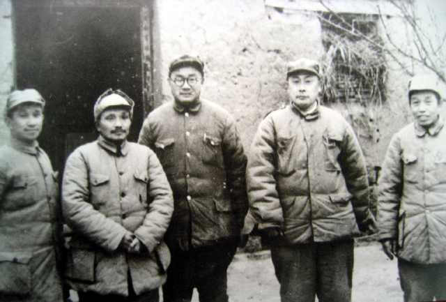 刘伯承的眼睛是怎么受伤的为什么到了中晚年,