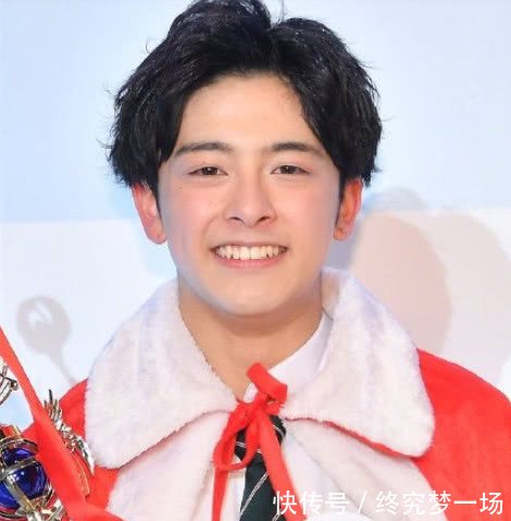 日本选出最帅男高中生,刘海盖住眉毛,网友理解