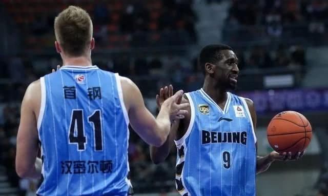 北京为什么换大外援