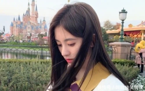 18年微博之夜震撼来袭!鞠婧祎人气暴跌,朱一