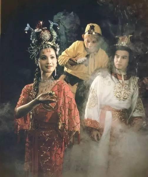 兕大王扮演者 t01b24ec95081f5a703.jpg?size=503x600