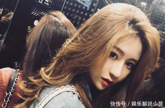 抖音温婉买菜被网友拍下 没有反感 还做鬼脸 网