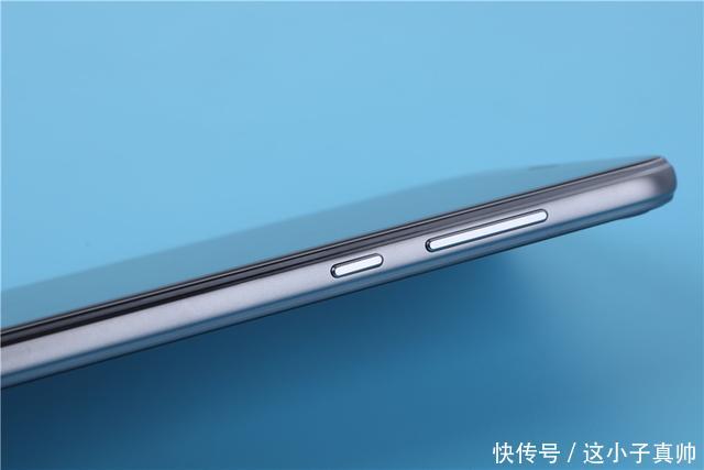 荣耀9青春版上手体验,千元全面屏四摄手机,无