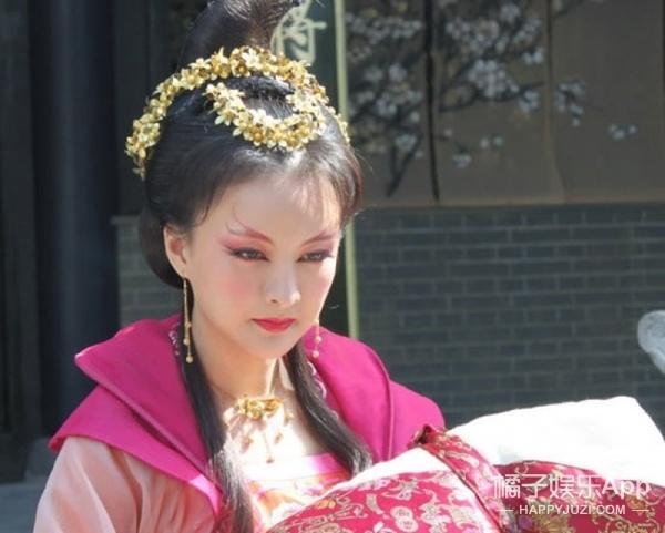 还有《封神英雄榜》,九头雉鸡精青青就是她啦.