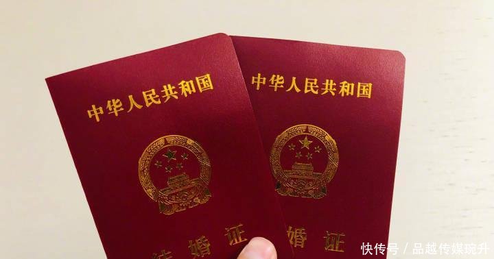 冯绍峰赵丽颖领证结婚! 微博瘫痪, 粉丝泪奔, 网