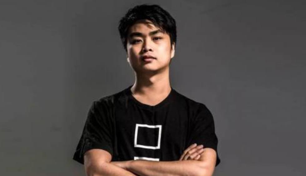 他是LOL电竞史上的传奇,逢战必胜,仅一人就可