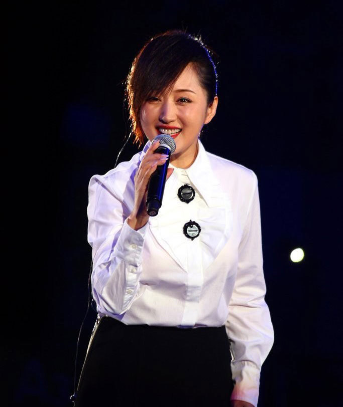 2014杨钰莹,杨钰莹演唱会2014,杨钰莹天天向上2014