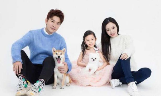 贾乃亮李小璐已经签了离婚协议书,唯一的女儿