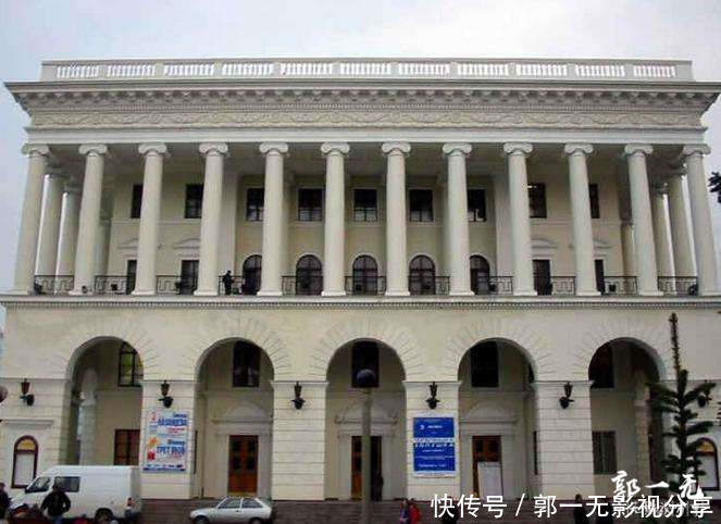 《绿皮书》如果我不够黑,也不够白,我甚至不够