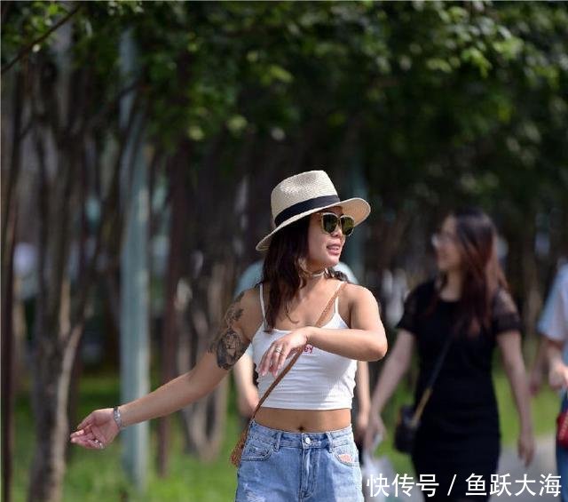 天生小公主,对浪漫告白毫无抵抗力的三大生肖女 龙8国际PT平台